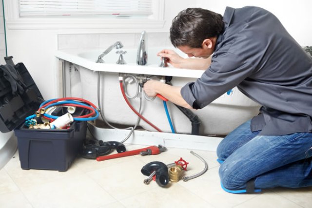 Sửa chữa đường ống nước tại Quận Hà Đông